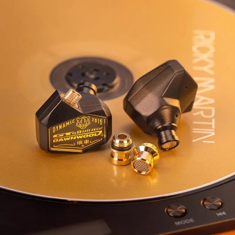 DAWNWOOD GT09 Dark Knight IEM  - In Ear Monitor Iem recension och pris